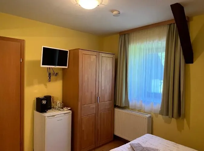 Familie Pair/schmoll بيت ضيافة سبيتال آم سيميرينغ