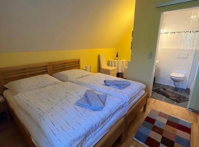 Familie Pair/schmoll بيت ضيافة سبيتال آم سيميرينغ